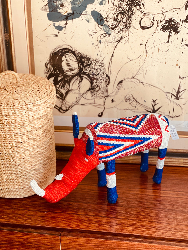 Kunstobjekt - Nashorn gross 🦏 in Variante von Artwork - Lovely Marie Boutique, kaufen in der Schweiz